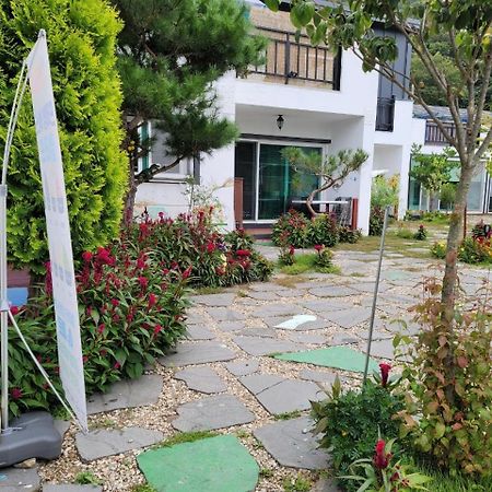 Sky Vivaldi Pension Hongcheon Exterior photo
