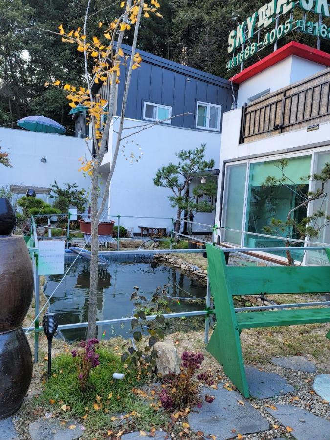 Sky Vivaldi Pension Hongcheon Exterior photo