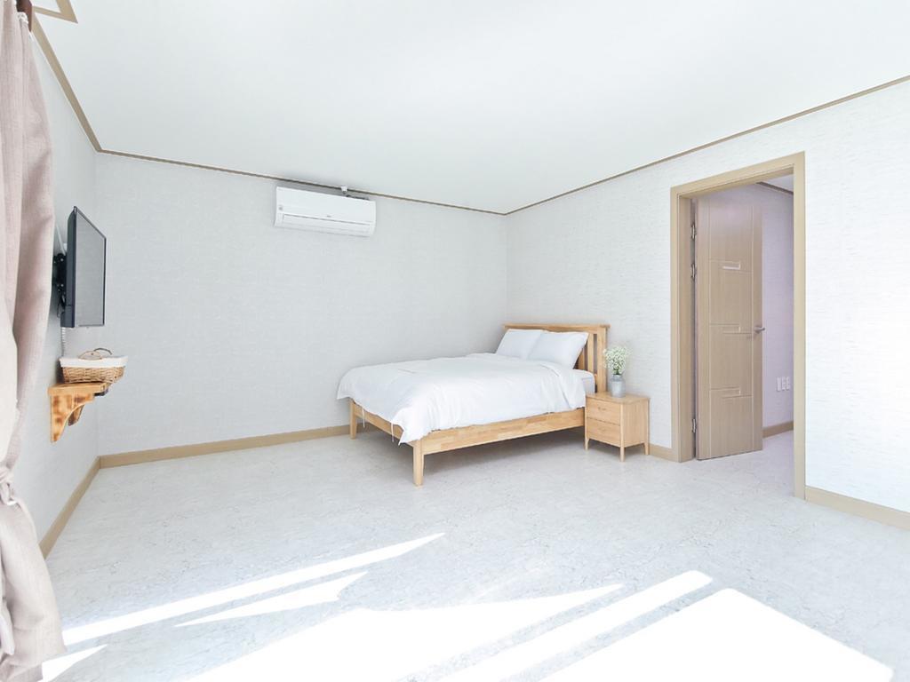 Sky Vivaldi Pension Hongcheon Exterior photo